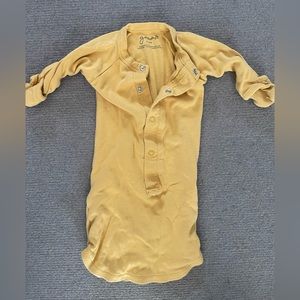 Goumi convertible sleeper gown